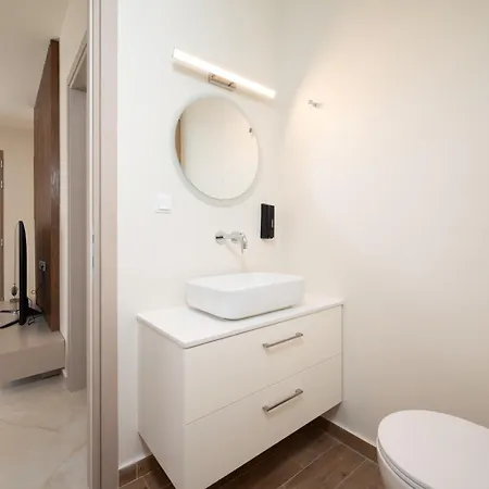 Aria Luxury Living Afantou