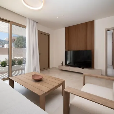 Aria Luxury Living *