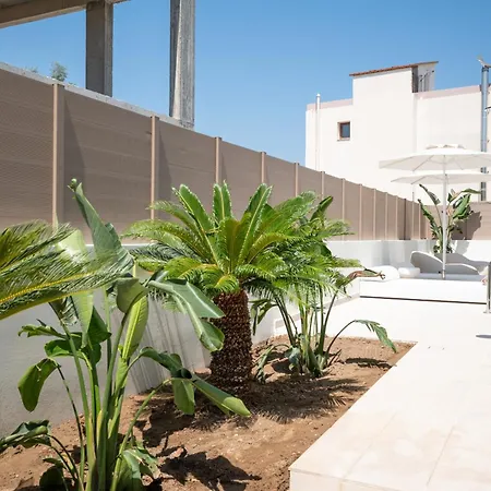 Aria Luxury Living *
