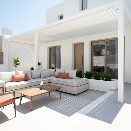 Aria Luxury Living *