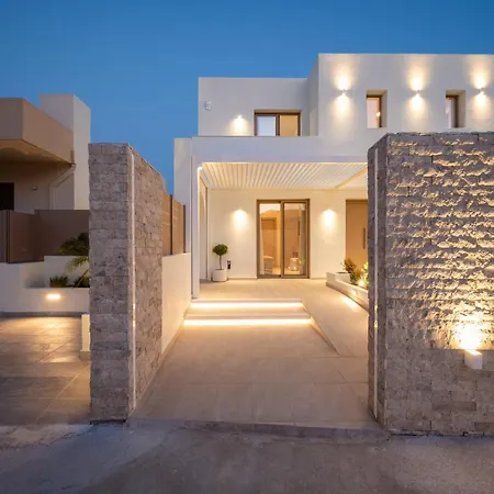 Aria Luxury Living Vila *